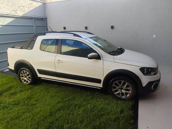VOLKSWAGEN SAVEIRO 1.6 CROSS CD 16V FLEX 2P MANUAL